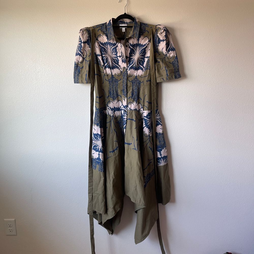 Making the Cut Puff Sleeve Dress - Picture 3 of 10